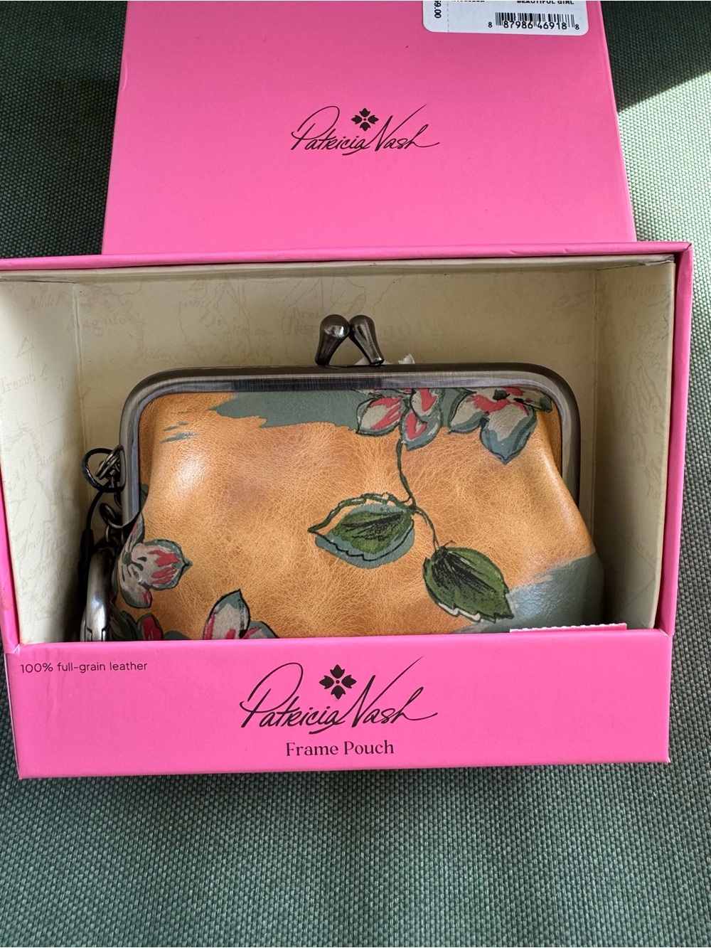 Patricia Nash Borse Leather Coin Purse Beautiful Girl Print NWT, Box & Card - Picture 2 of 12